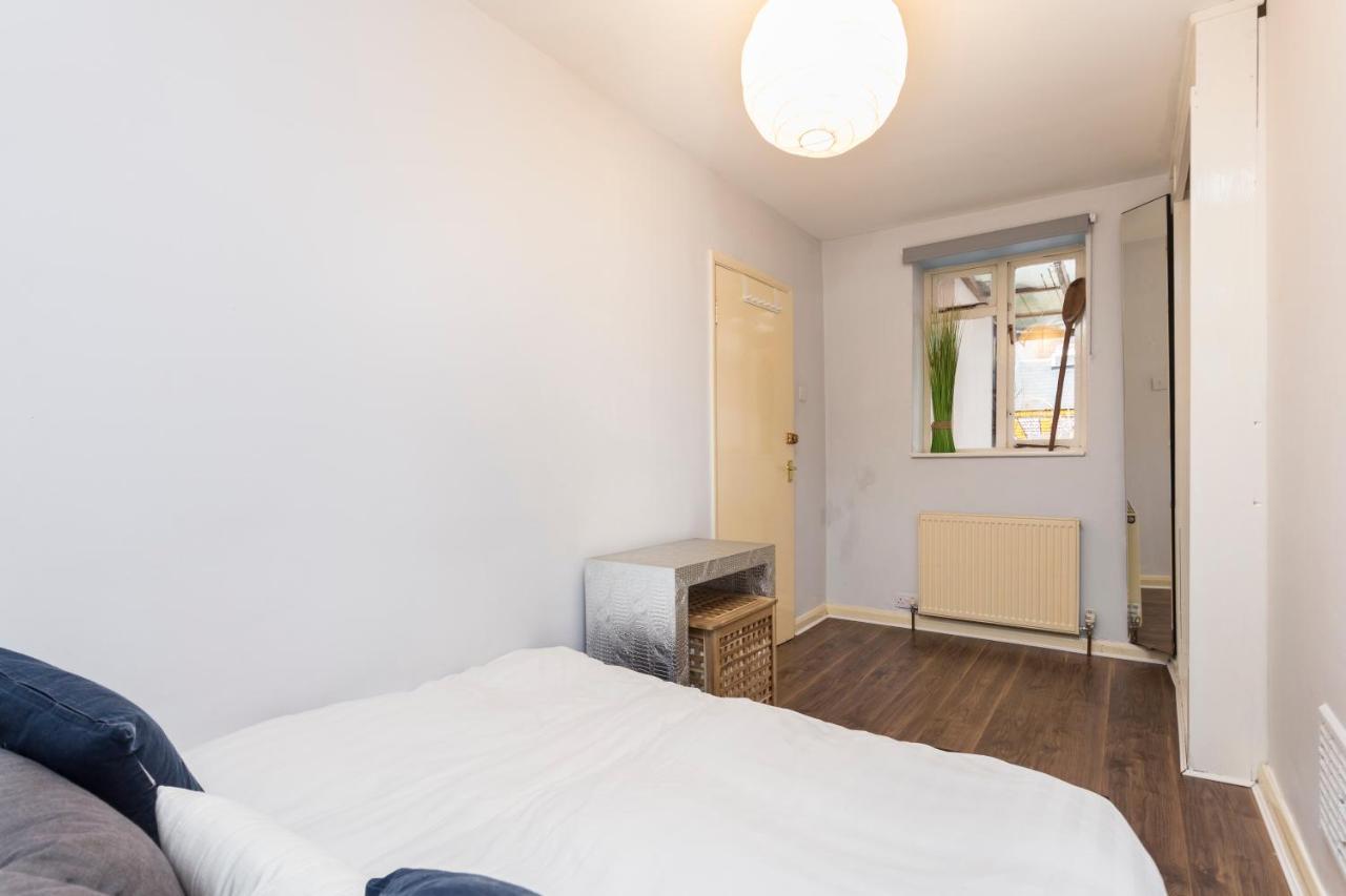 Modernised Apartments 1 And 2 Bedrooms Option Terrace And Balcony High Street Londýn Exteriér fotografie