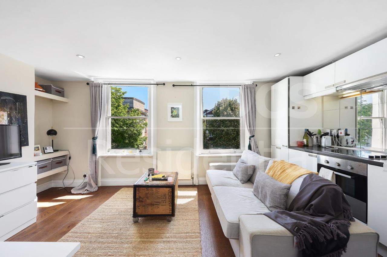 Modernised Apartments 1 And 2 Bedrooms Option Terrace And Balcony High Street Londýn Exteriér fotografie