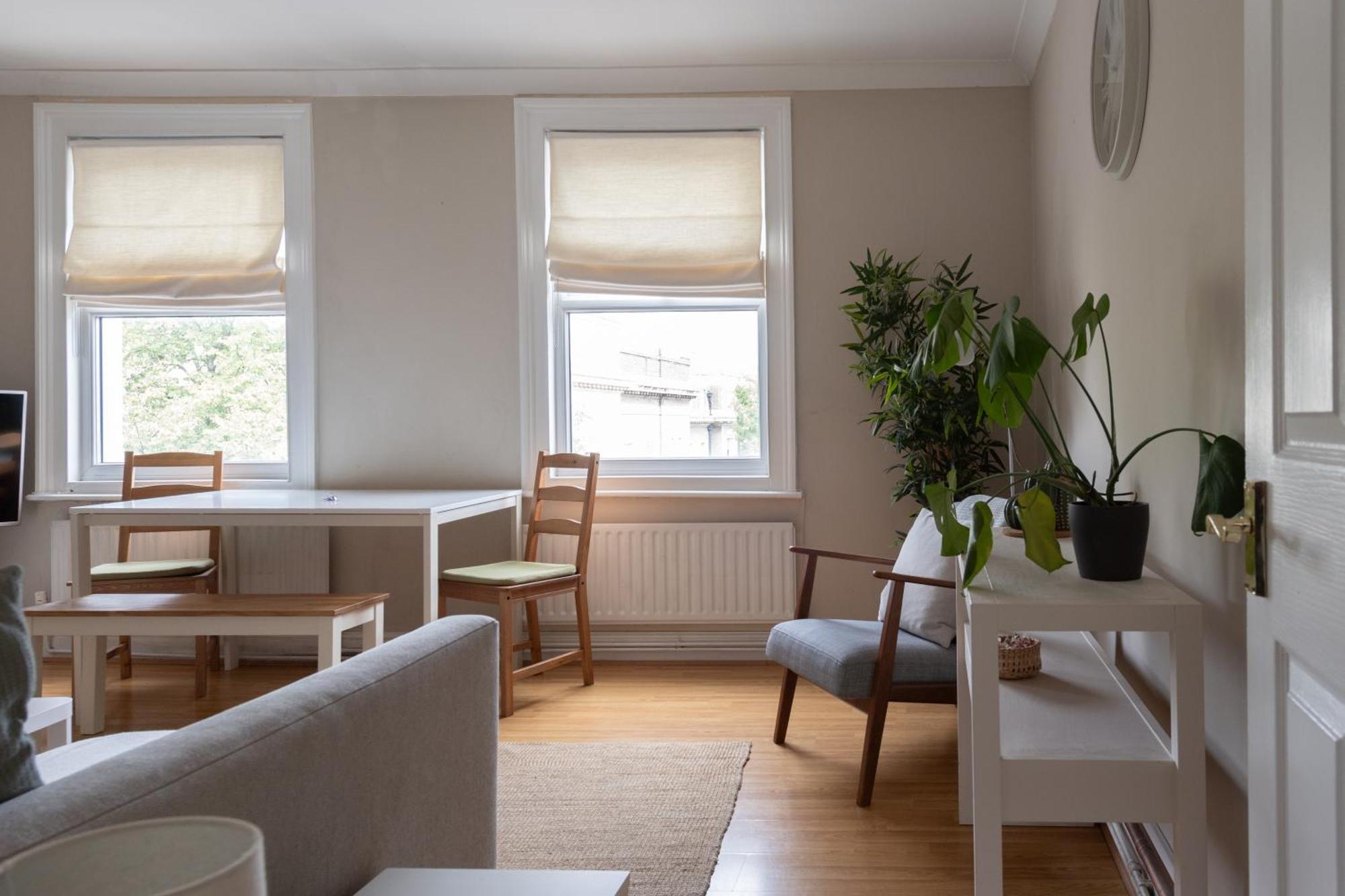 Modernised Apartments 1 And 2 Bedrooms Option Terrace And Balcony High Street Londýn Exteriér fotografie