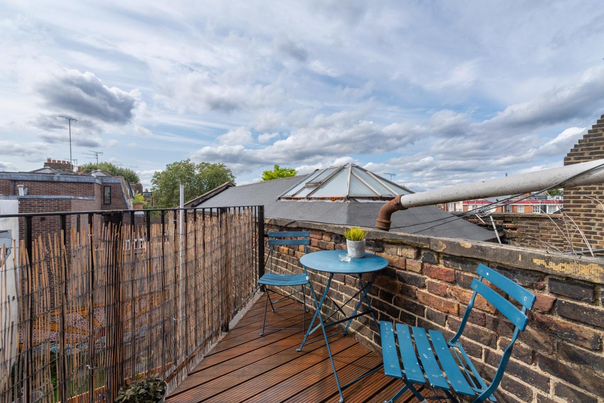 Modernised Apartments 1 And 2 Bedrooms Option Terrace And Balcony High Street Londýn Exteriér fotografie